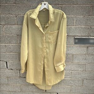 NWT Commense Gold Button-Up Shirt size small